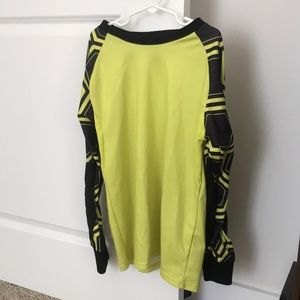 Brava kids soccer goalie shirt